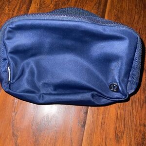 Lulu Lemon Belt Bag